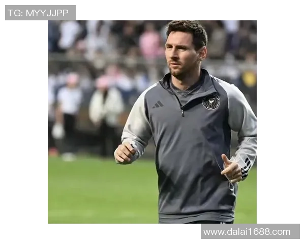 全球足球巨星汇聚:从梅西到C罗他们如何改变了足球的历史与未来 全球足球巨星汇聚:从梅西到C罗他们如何改变了足球的历史与未来